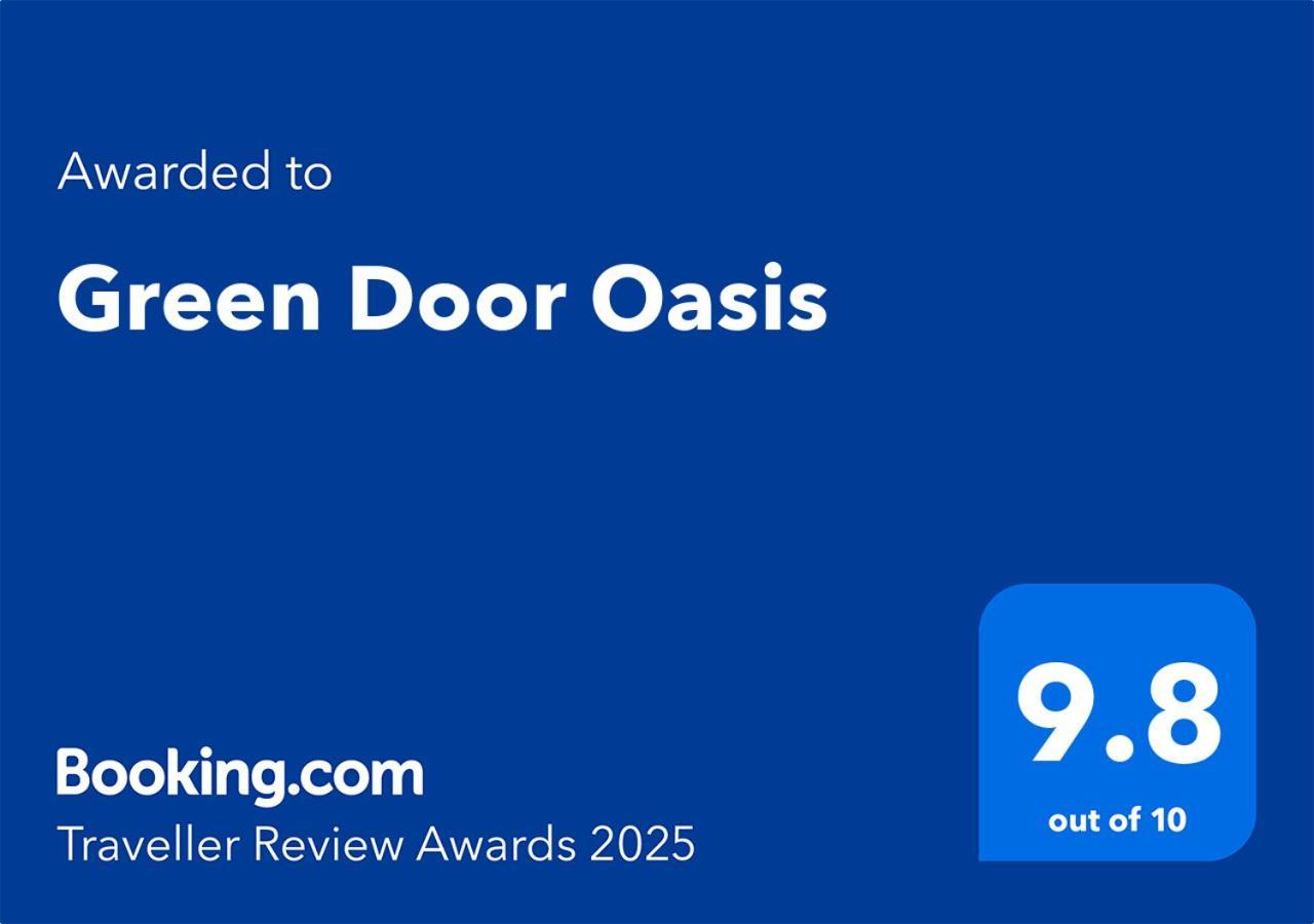 ホテル Green Door Oasis クライストチャーチ エクステリア 写真